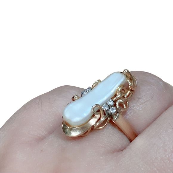 Vintage .585 14K Solid Yellow Gold Baroque Pearl & Diamond Estate Ring Sz 8.5 - Picture 4 of 12